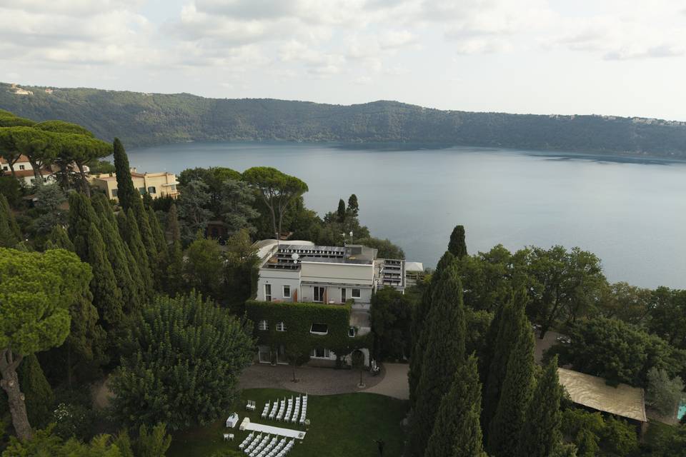 Wonderful setting