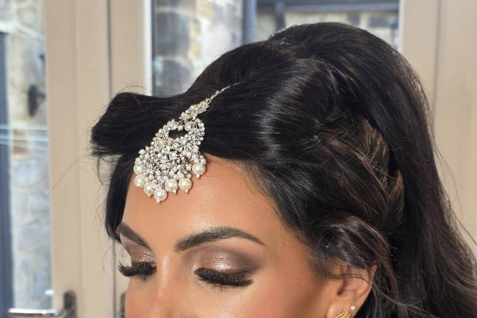 www.alxmakeup.com