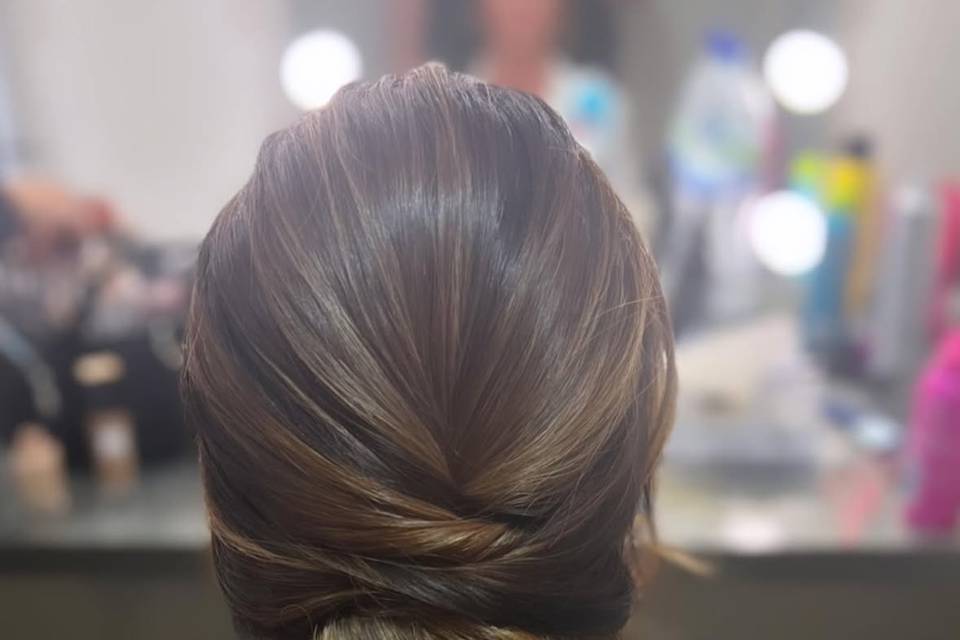 Faye Naomi Bridal hair