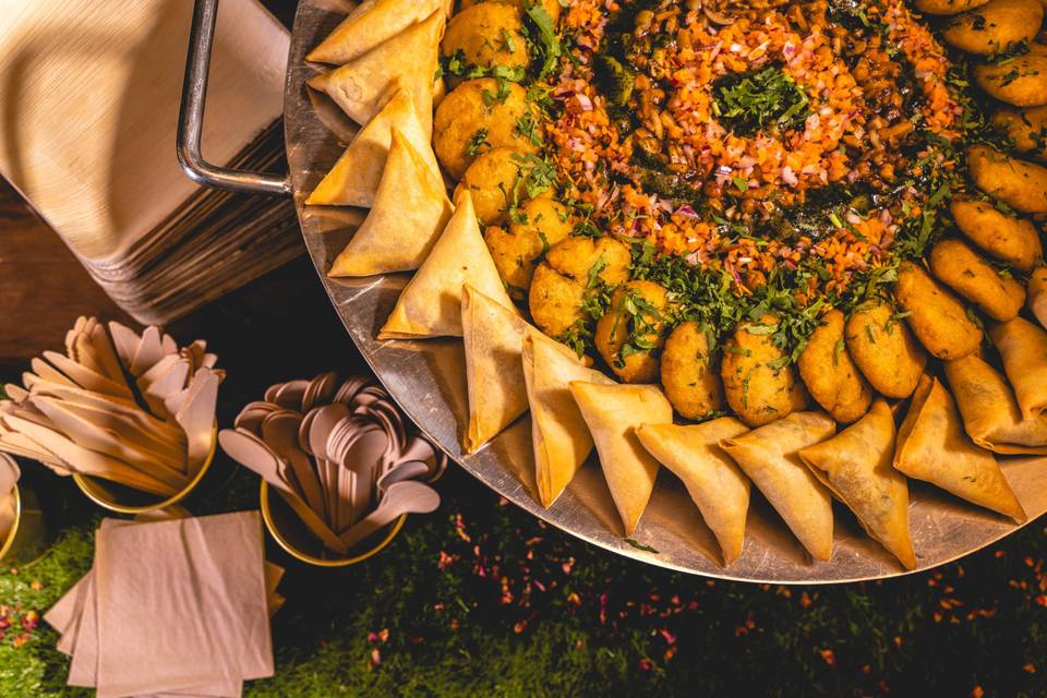 Live Samosa Chaat Station