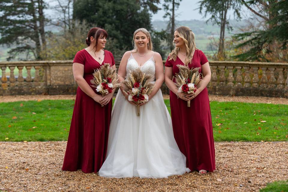 Bride & bridesmaids