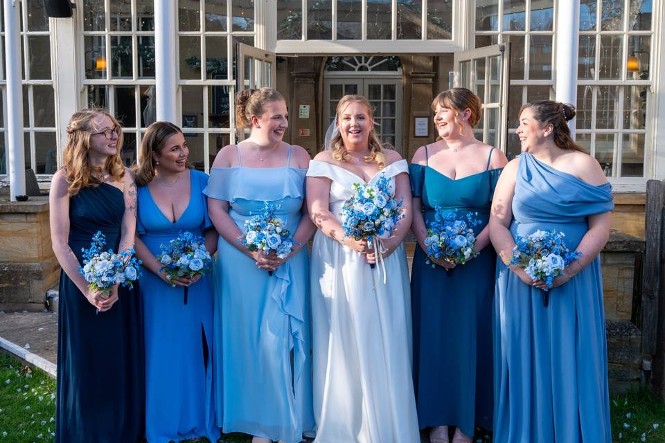 Bride & bridesmaids