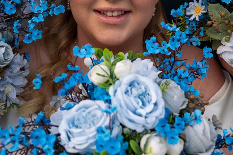 Bride & flowers