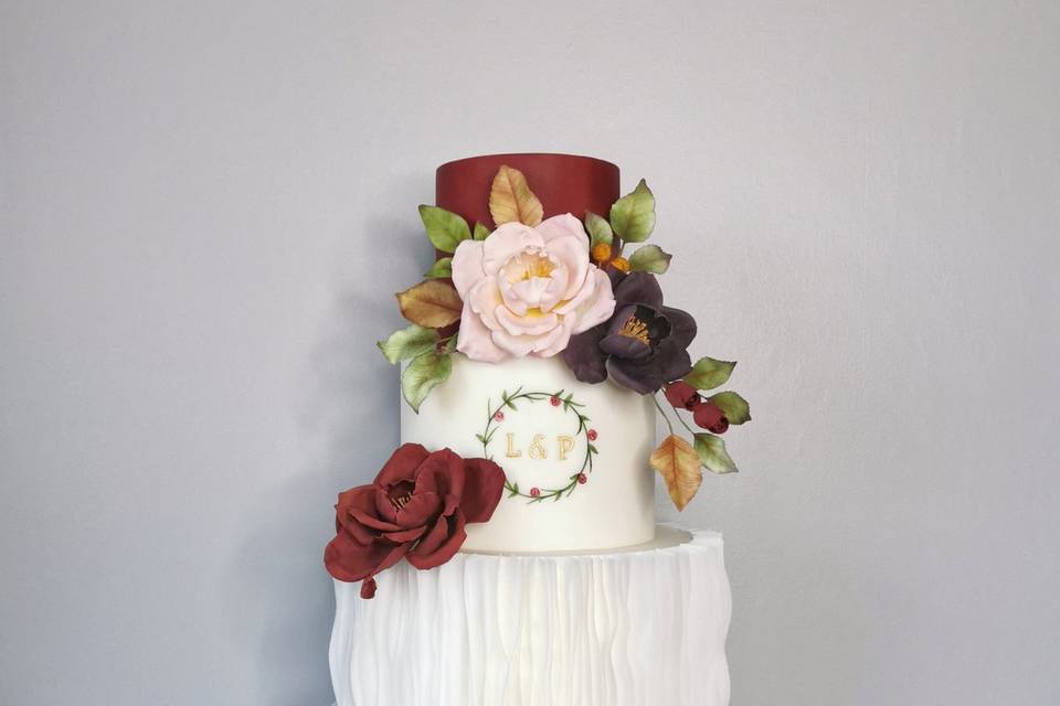 Autumnal wedding cake