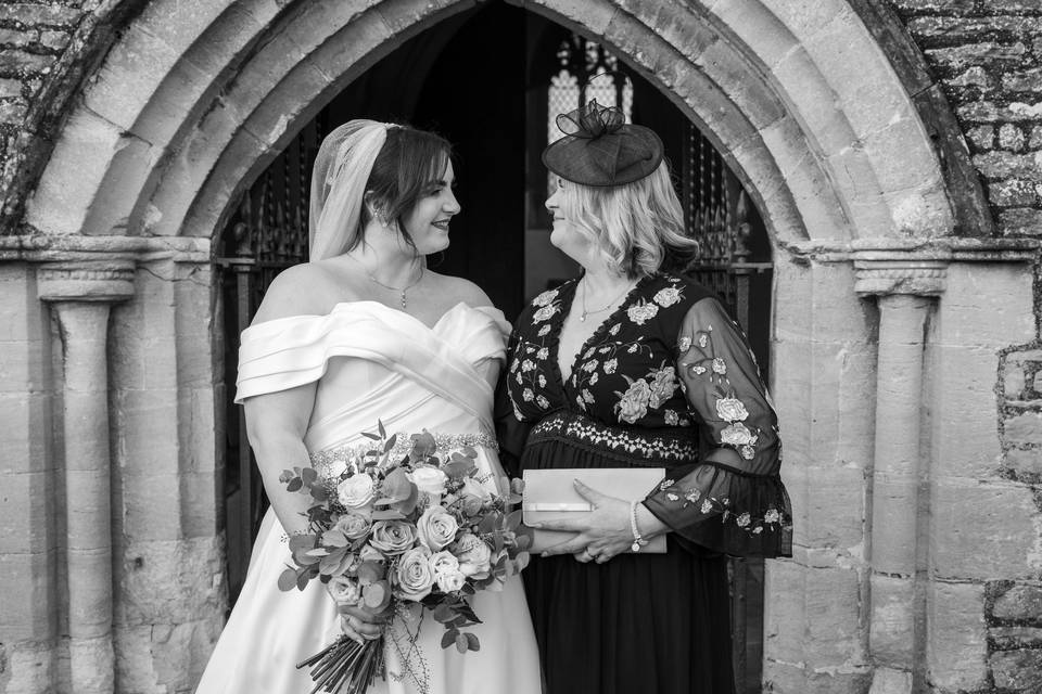 Bride & her mum