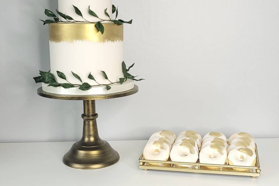 Intimate wedding cake