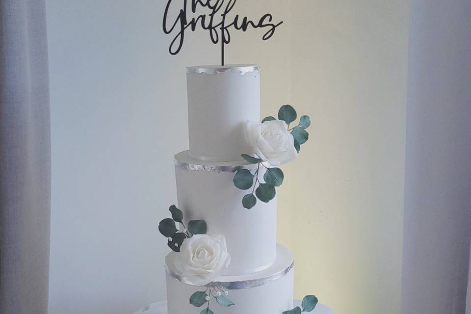 3 tier and sugar flowers