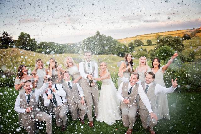 Champagne spray