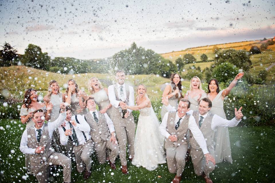 Champagne spray