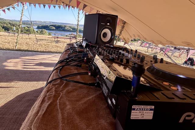 Dj Cloudz