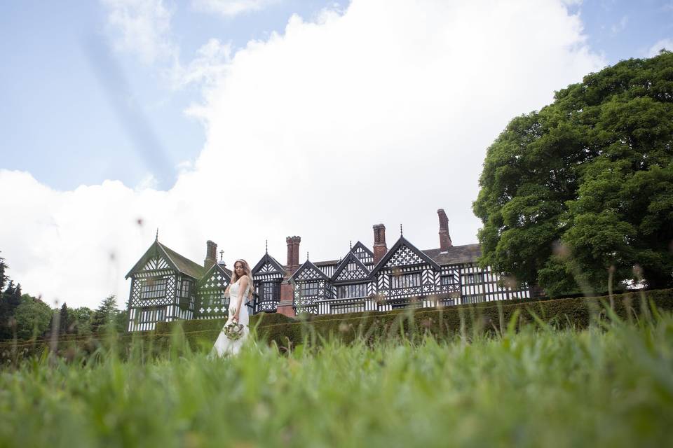 Bramall hall Exterior