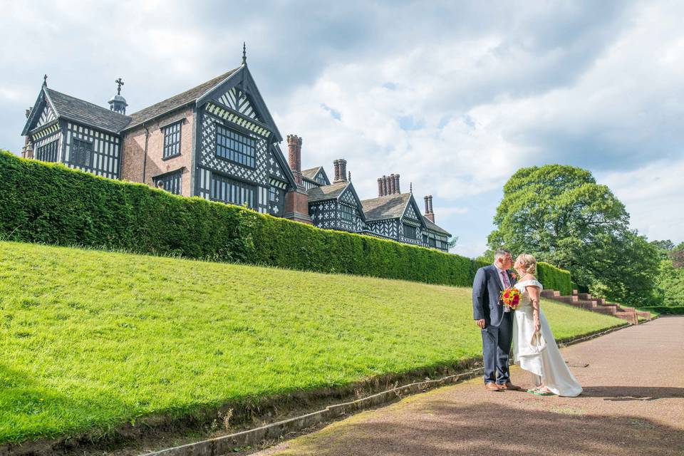 Bramall hall Exterior