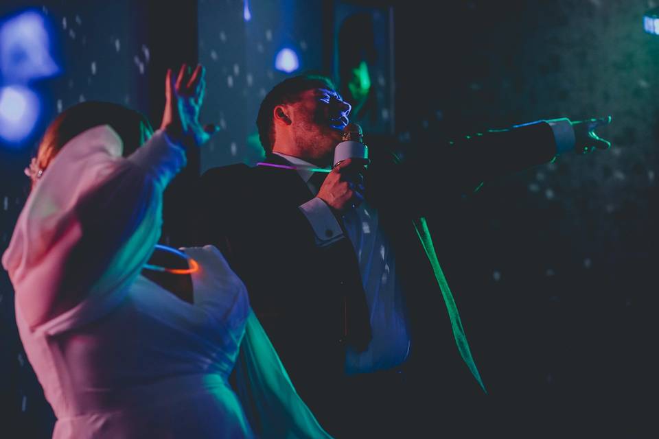 Bride + Groom on dancefloor
