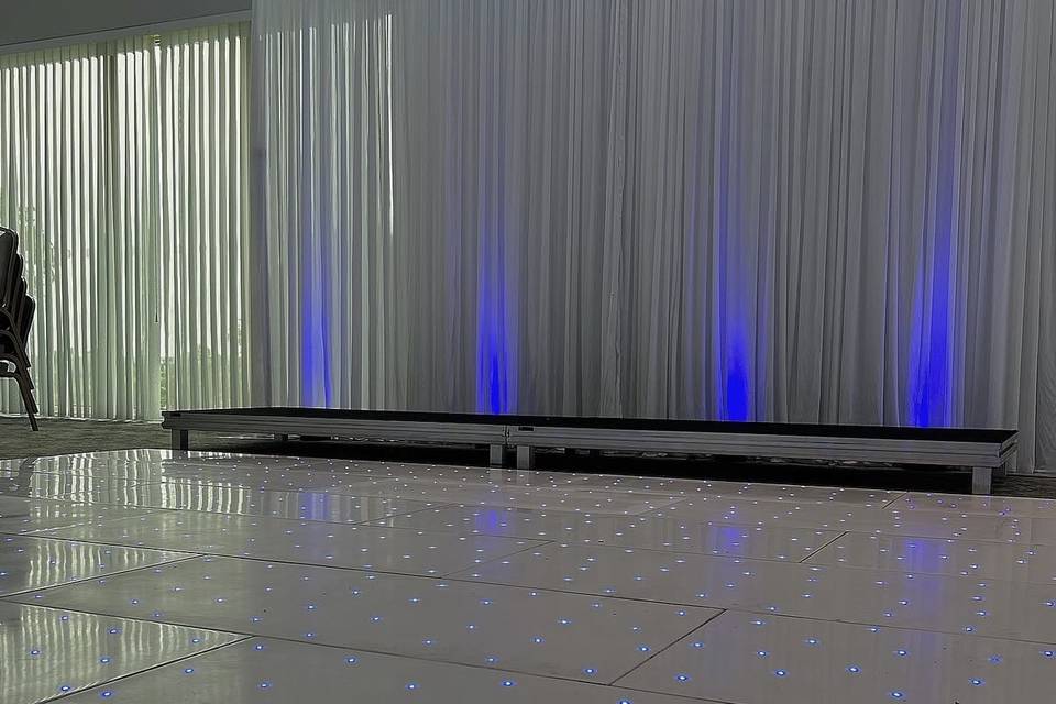 Clean and modern weddings