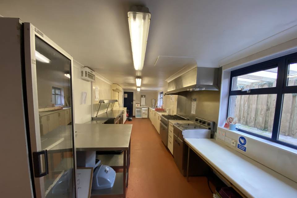 Fully equipped kitchen