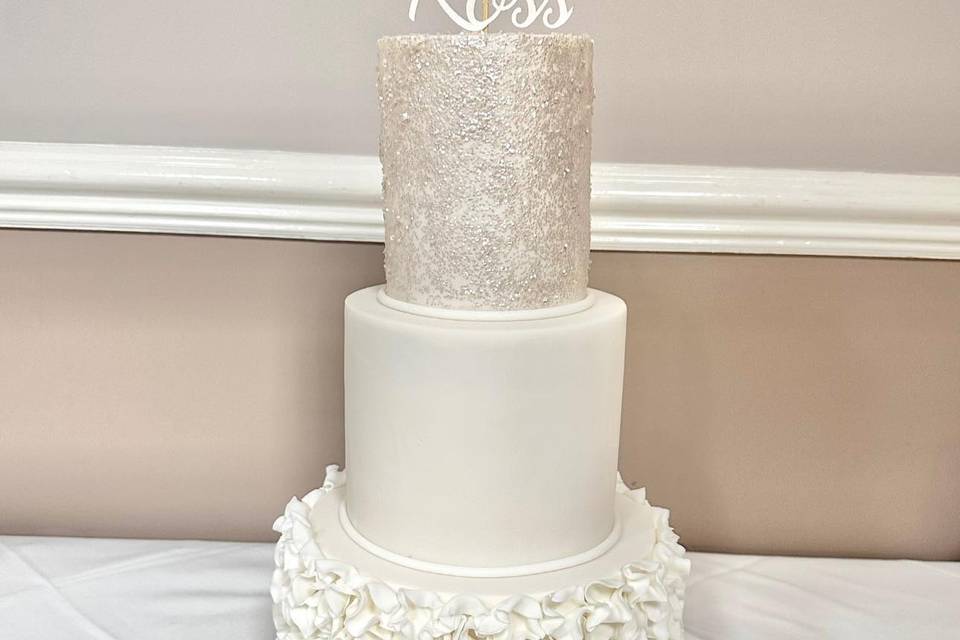 Elegant Wedding Cake