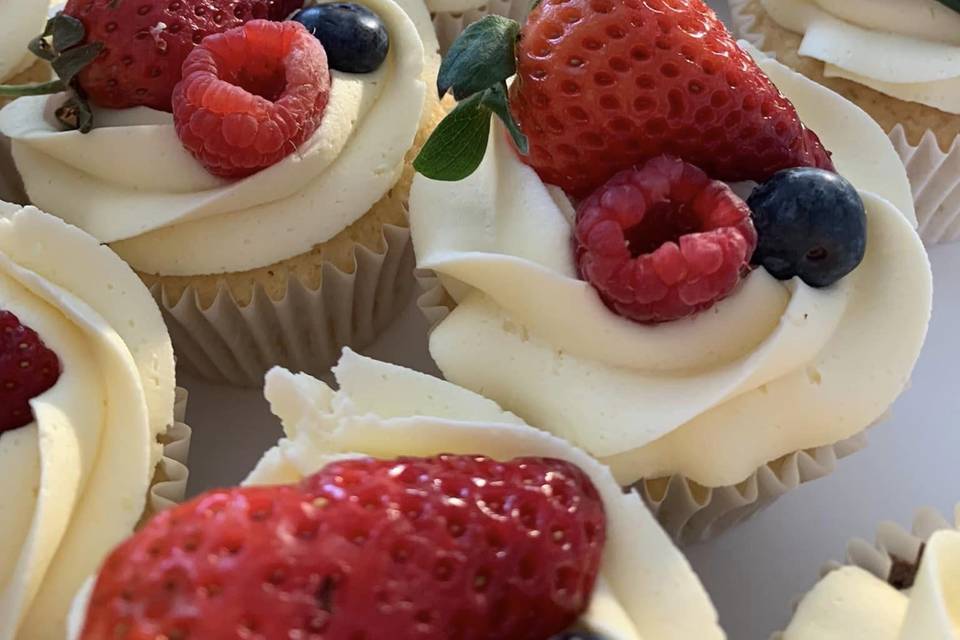 Fresh Fruit Cupcakes