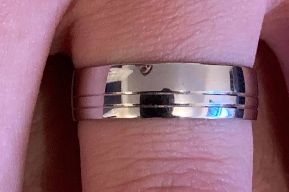 Polished finish Wedding Rings