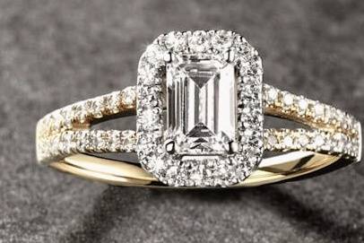 Exquisite Diamond Rings