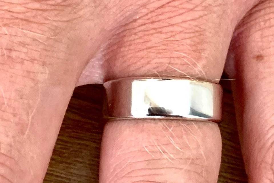 Chamfered Edge Wedding Ring