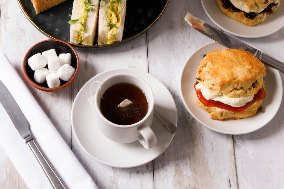 Tea Biscuits Breakfast Xxx - Chop & Chip in South East London - Wedding Catering | hitched.co.uk