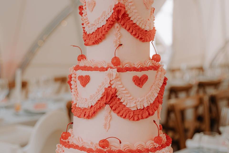 Vintage inspired wedding cake