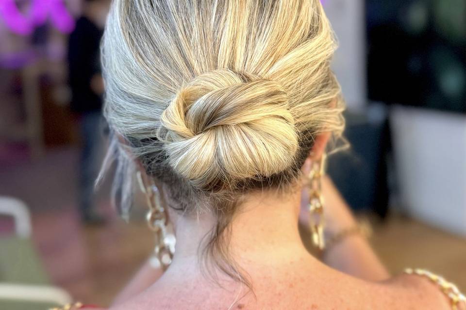 Bridesmaids bun