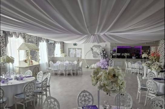 Royal Room 3