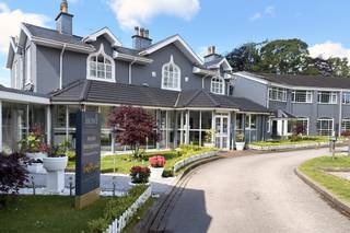 Stone House Hotel