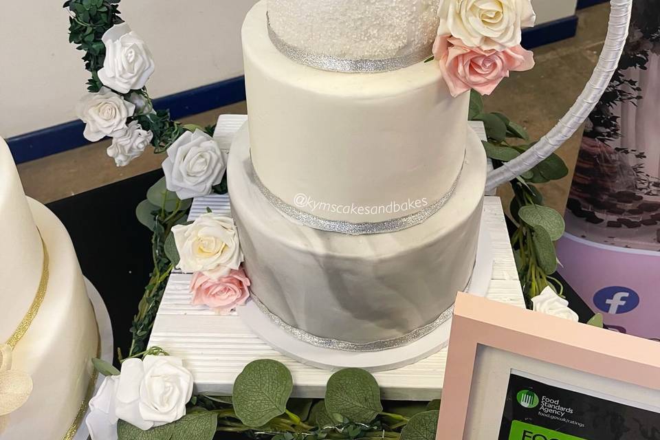 3 tier cake