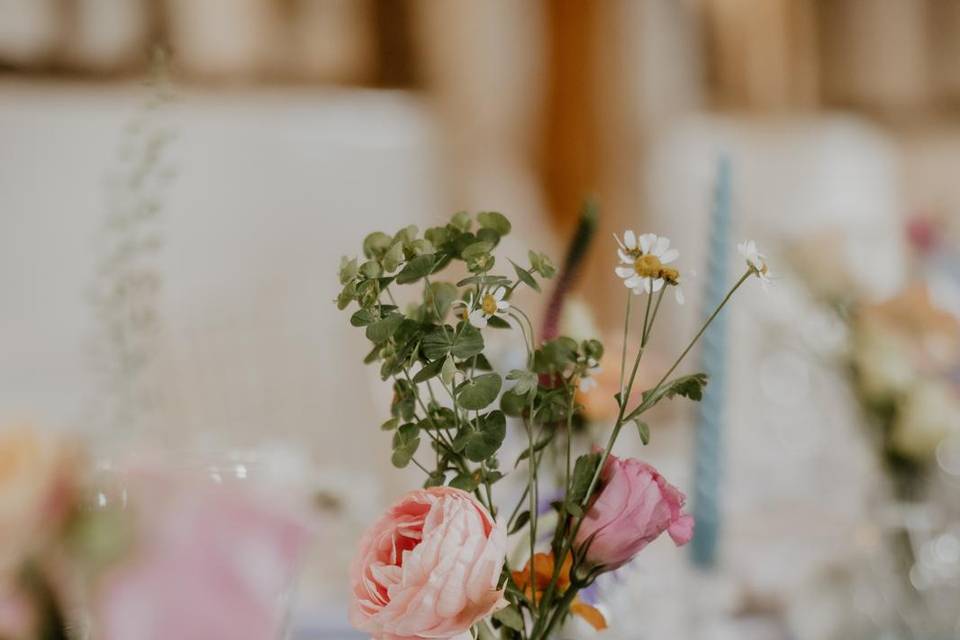 Gorgeous thrifted bud vases!