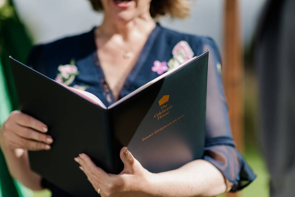 Reading from foldeer
