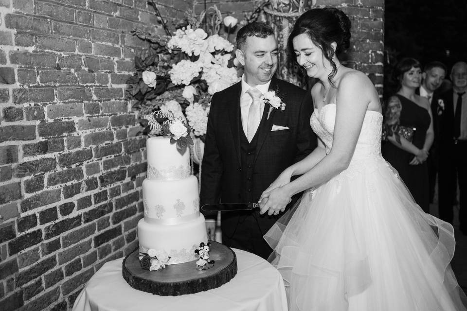 Cutting the cake