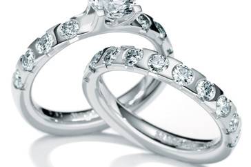 Tanzanite & Diamond Pendant, Unique Bridal Jewellery