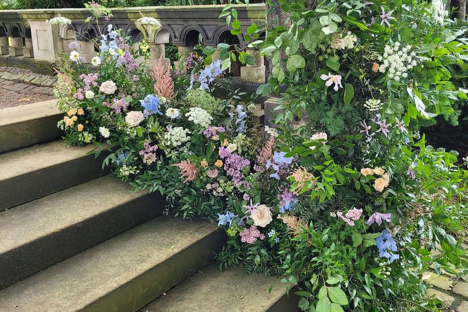 Floral steps