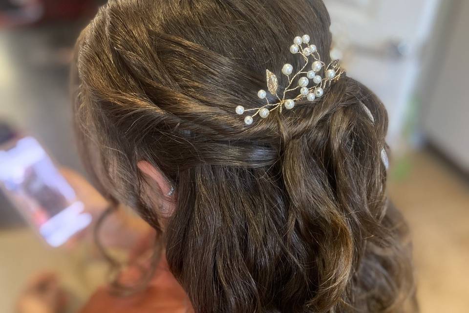 Half up bridesmaids hair