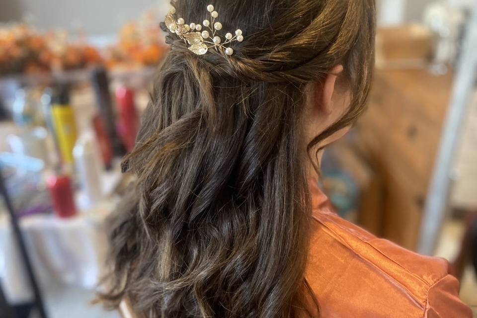 Flower girl half up do