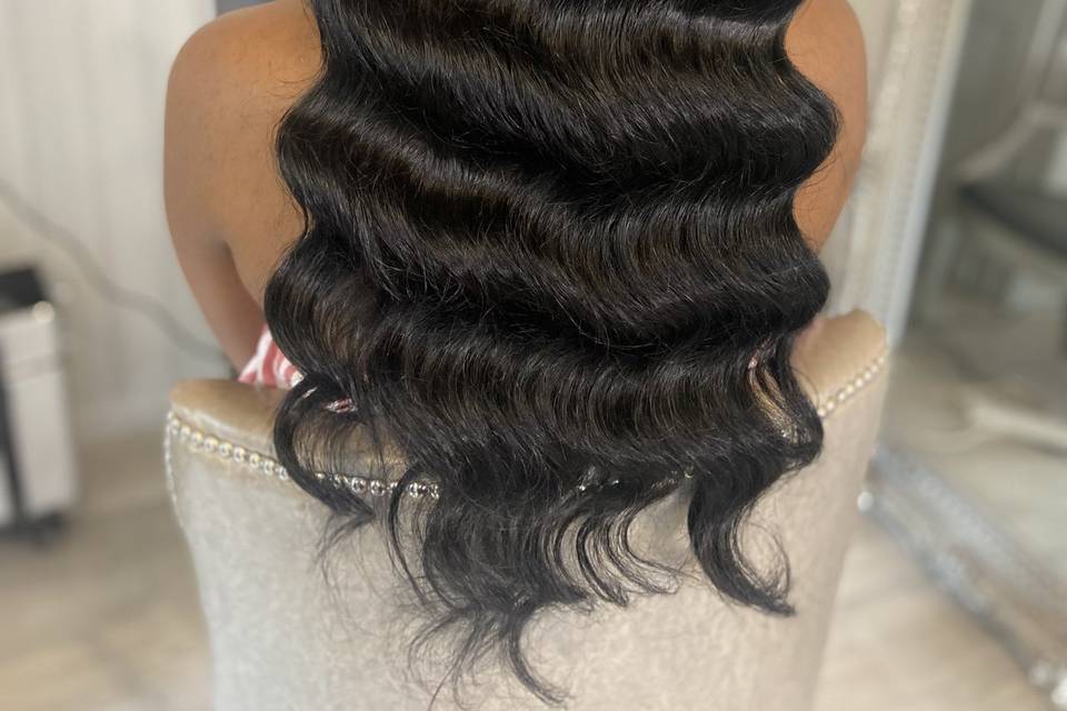 Structured hair waves