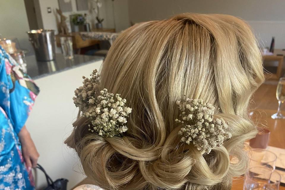 Soft glamour up do