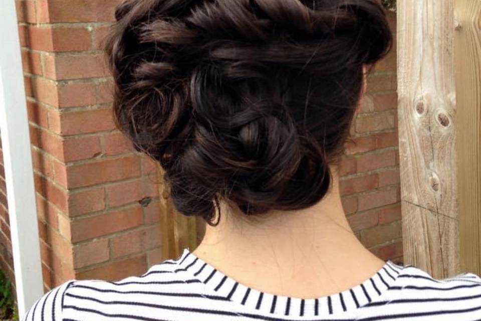 Vintage up do