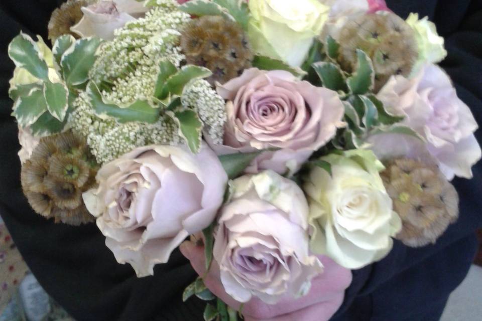 Mixed rose bouquet