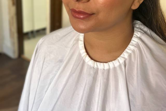 Natural glam bridal makeup