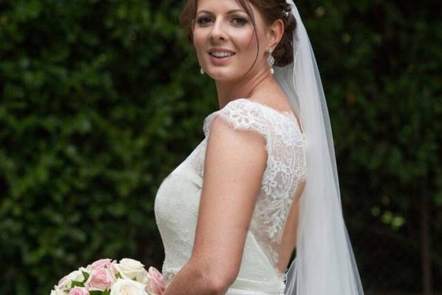 Elegant bridal makeup