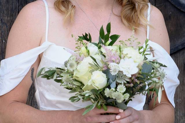 Natural bridal makeuphttps://c