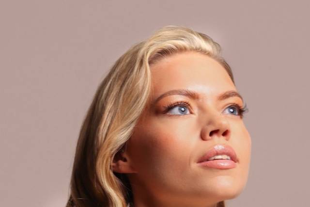 Soft Bridal Glam Makeup