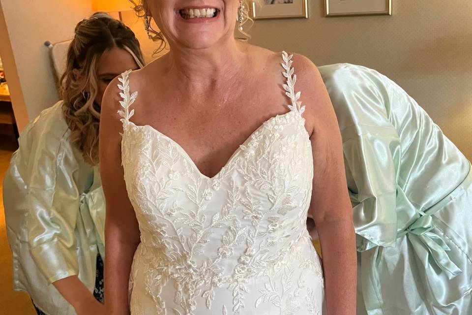 Natural bridal glam