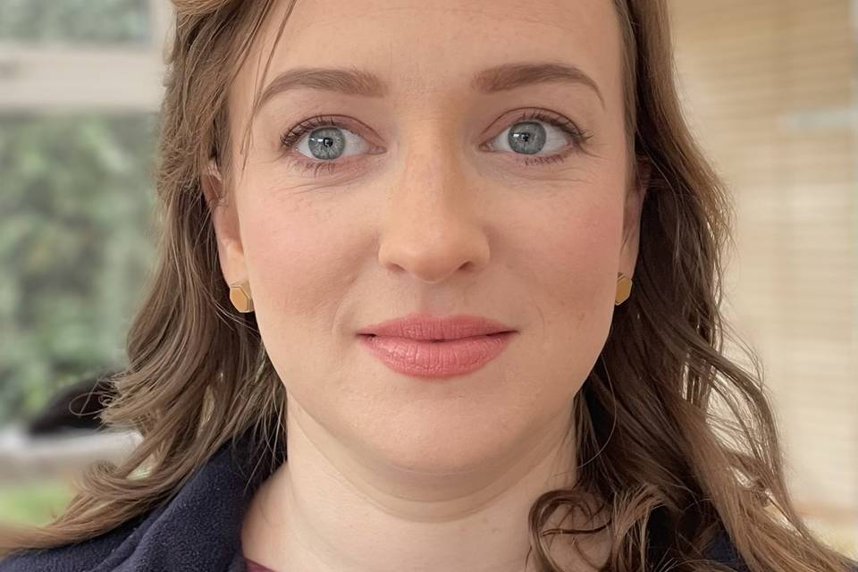 Timeless soft glam bridal