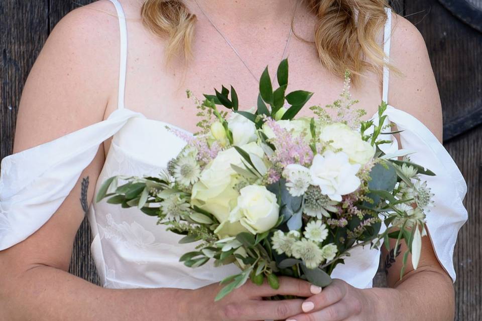 Natural bridal makeuphttps://c