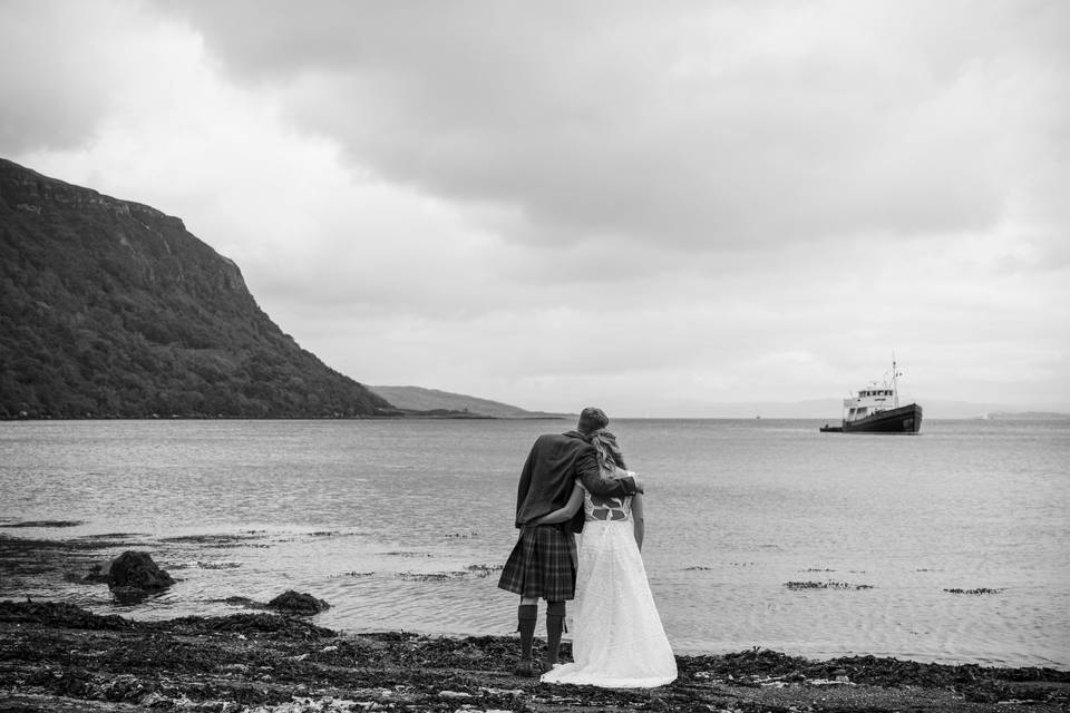 Elopement Innibeg Bay