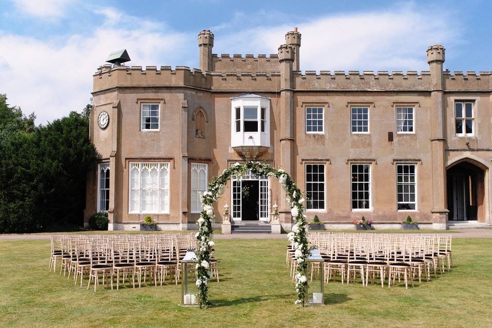 Nonsuch Mansion Outdoor Ceremony